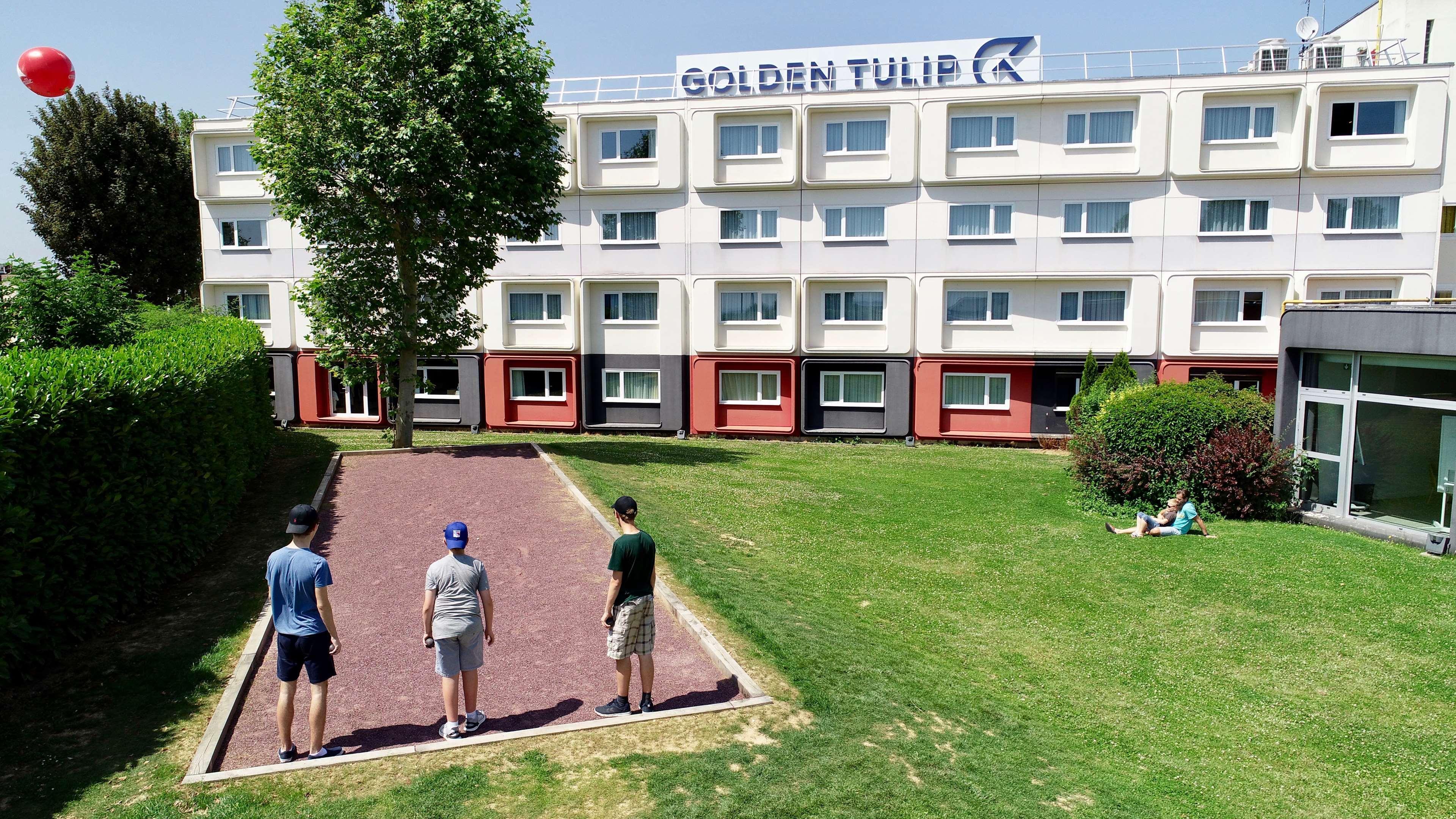 Golden Tulip Roissy Saint Witz Hotel Exterior photo